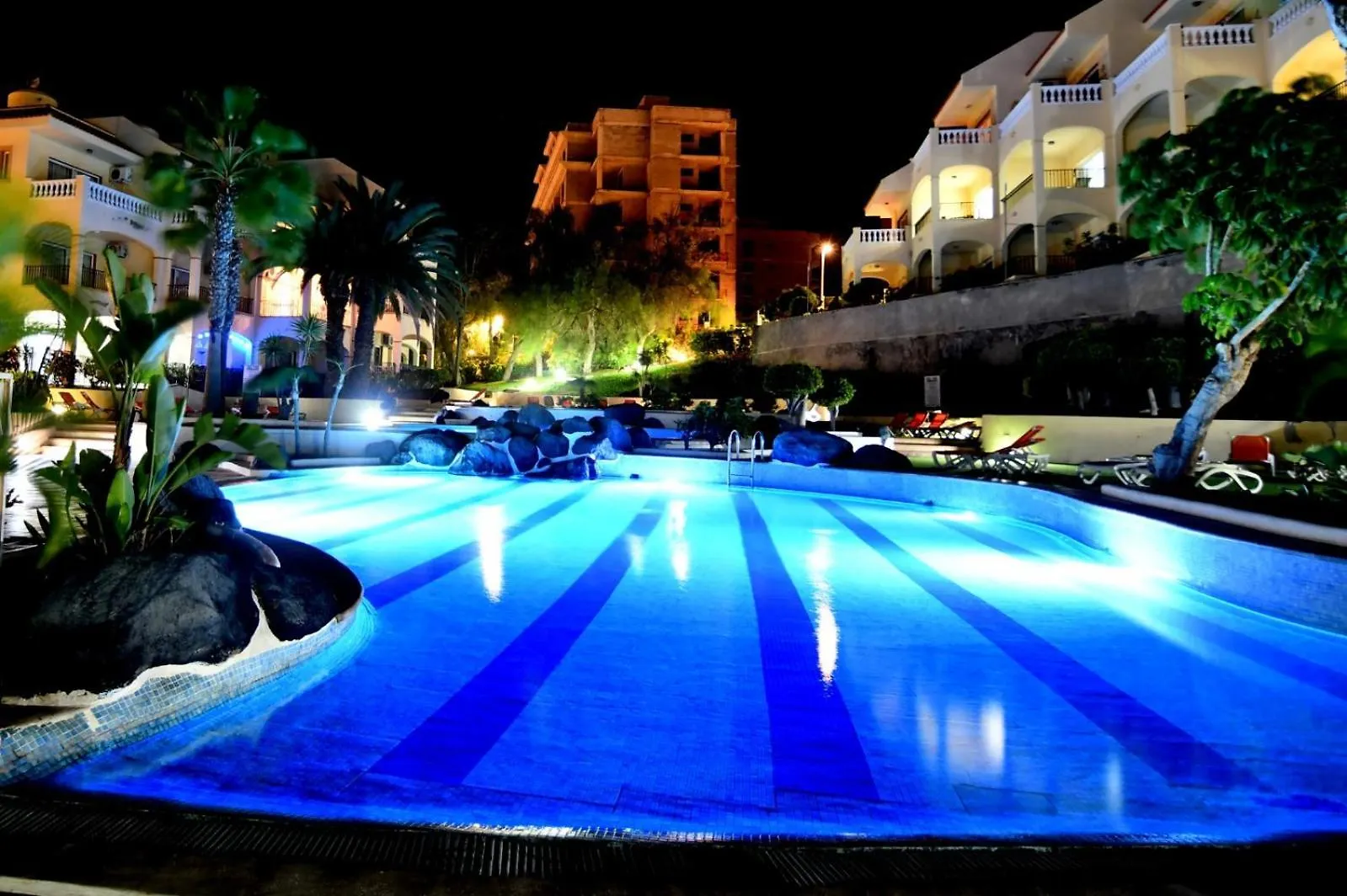 Luminoso Apartamento Con Piscina San Miguel de Abona