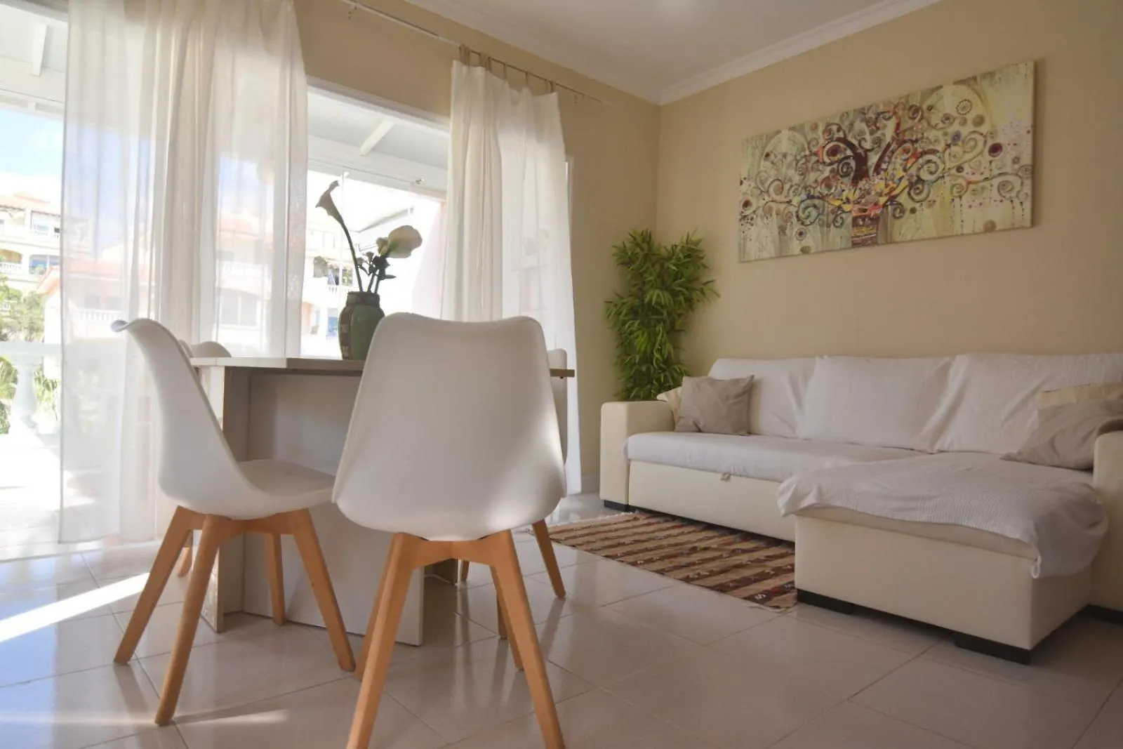 Luminoso Apartamento Con Piscina San Miguel de Abona Apartment