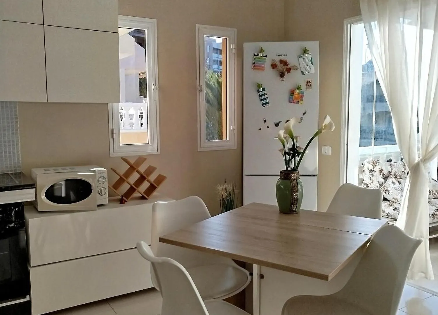 Luminoso Apartamento Con Piscina San Miguel de Abona